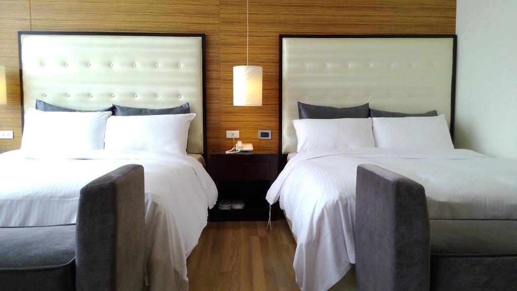 Hotel Modern Puli Chambre photo